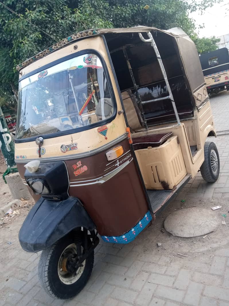 SazGar-2017,Disc-Brake,CoLor OriginaL Show,LPG-PetRoL Rickshaw, 8