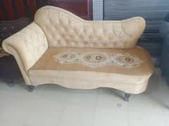 Diwan 3 seater