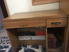 Computer table for sale