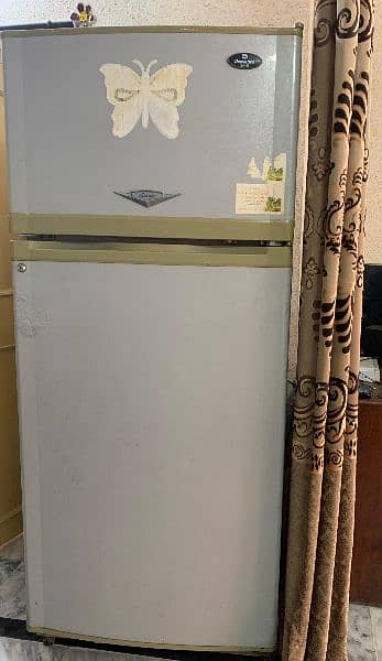 fridge for sale dawlance full size 3