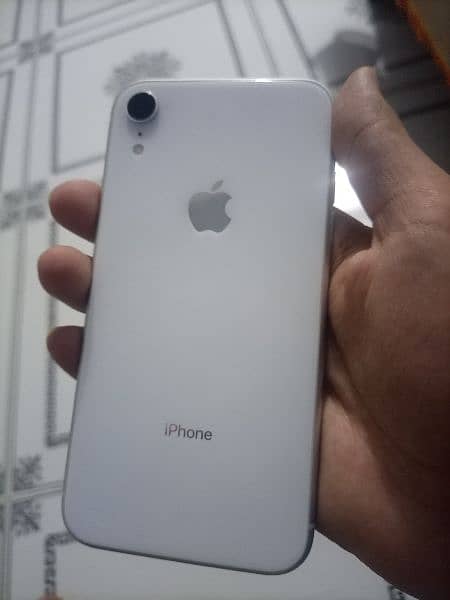 iphone XR 3