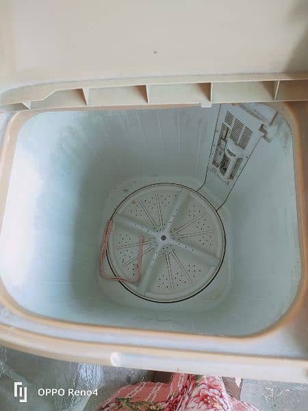 washing machine with dryer in used 3