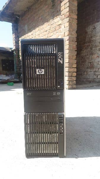 xeon z600 0