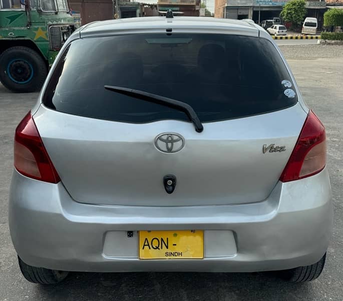 Toyota Vitz 2005 1