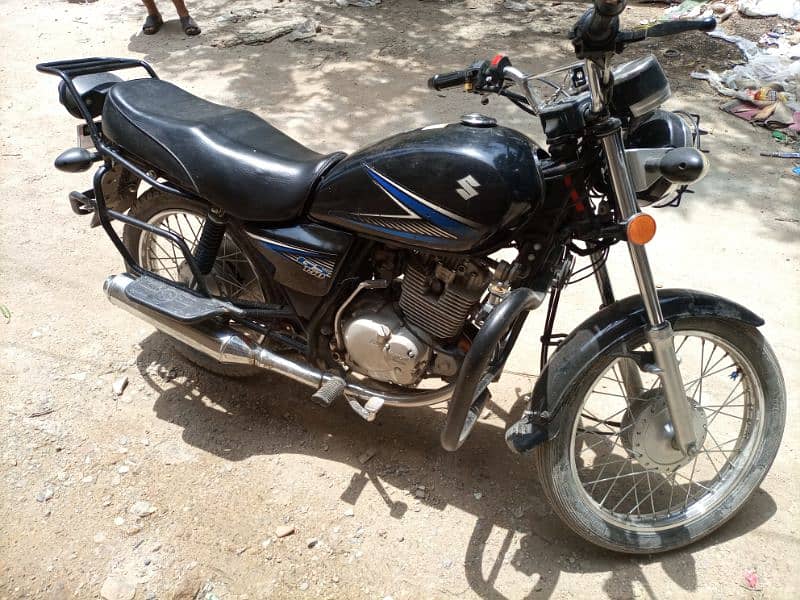 Suzuki 150 10/10 condition 9