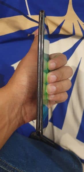 Huawei nova 2 plus 4GB RaM 128 GB storage and condition 10by9 All okay 1