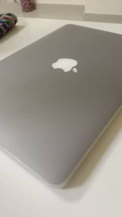 Mac book Pro 2015 8/256 0