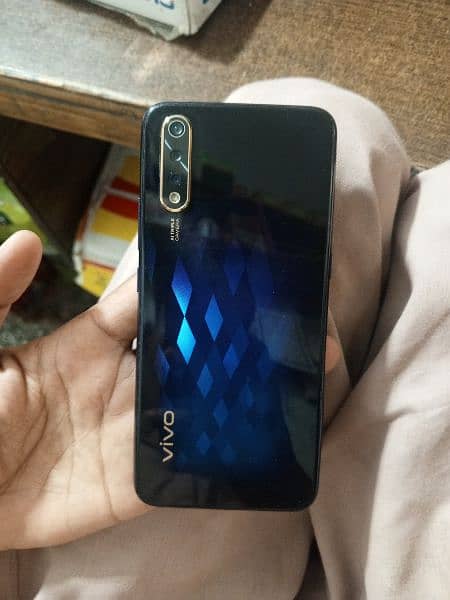 Vivo S1 4 128 Original phone 0