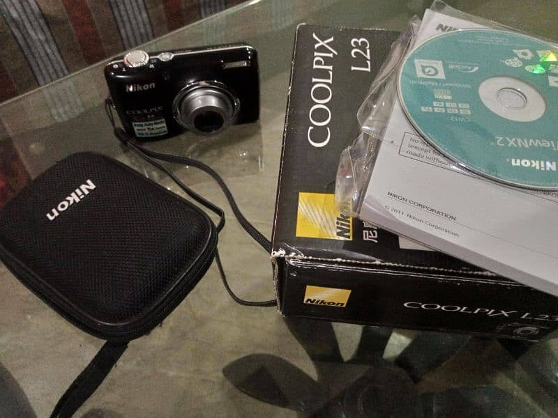 Nikon Coolpix L23 with Charging kit 2