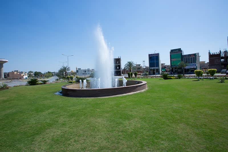 10 Marla Plot for sale in Lahore 1