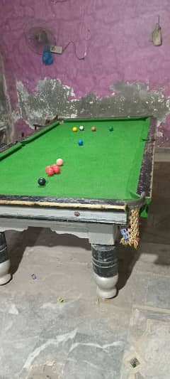 snooker table