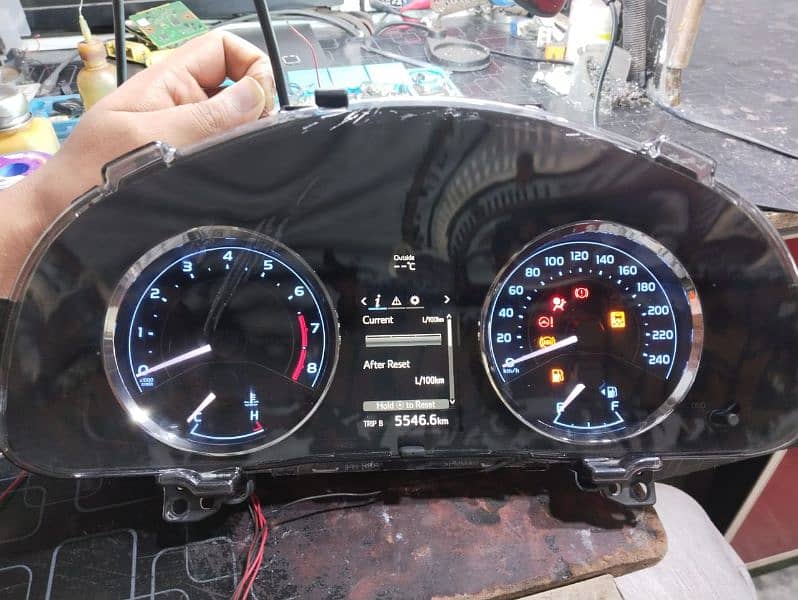 Toyota Altis Grande Meter 3