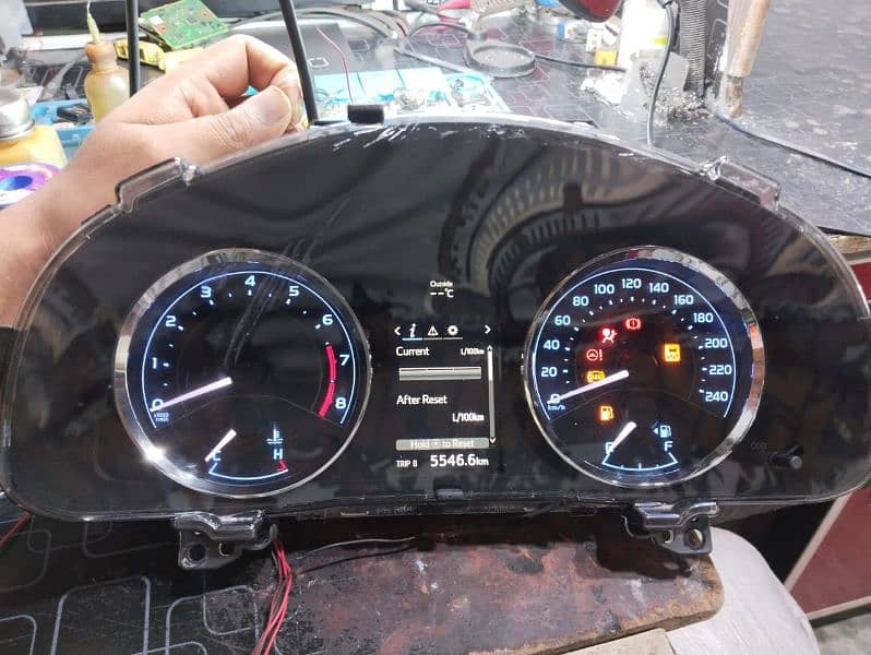 Toyota Altis Grande Meter 4