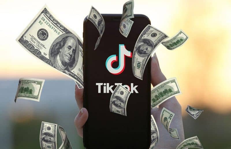 TikTok/Instagram/ YouTube/ Facebook 4