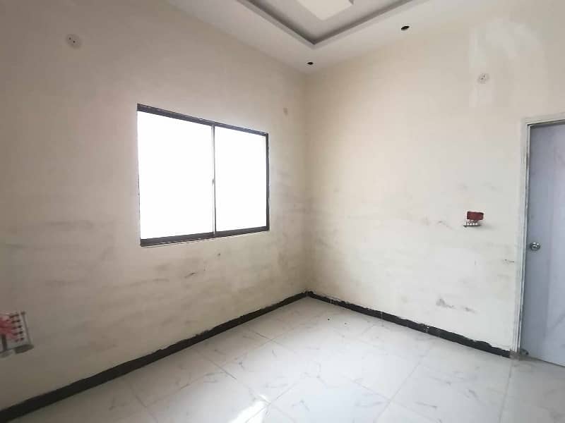 Prime Location 200 Square Yards Upper Portion Ideally Situated In Federal B Area - Block 12 1