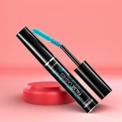 The One False Lashes 360° Bendable Mascara waterproof