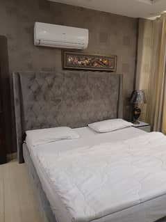 One bedroom VIP apartment for rent for daily bases in bahria town