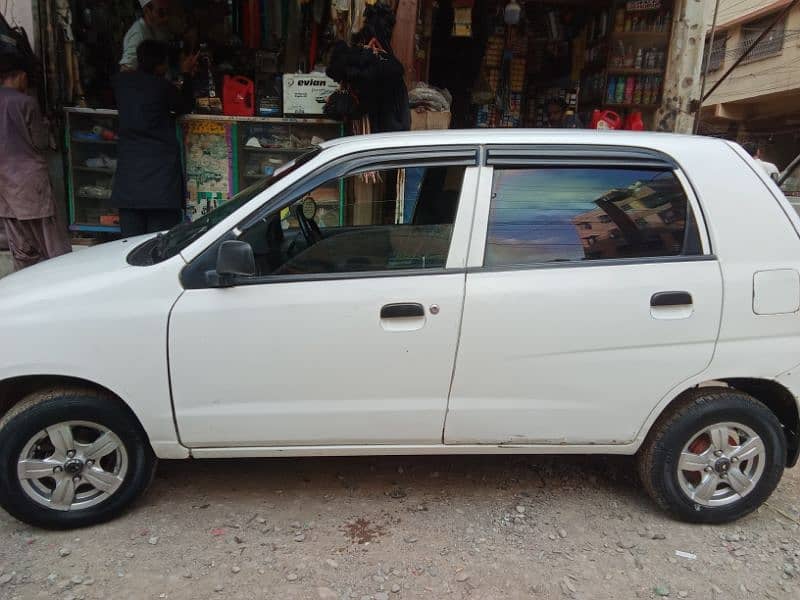 Suzuki Alto 2011 4