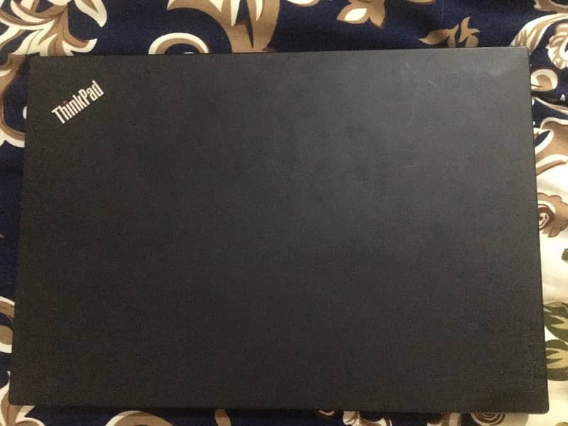 Lenovo i5 8th generation 8/256 4