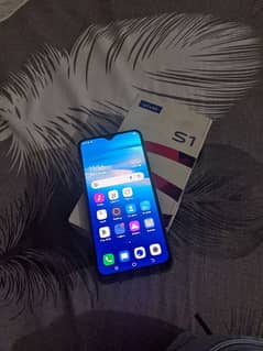 vivo s1 4/128 official approved with box