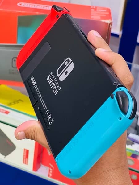 Nintendo switch V2 3