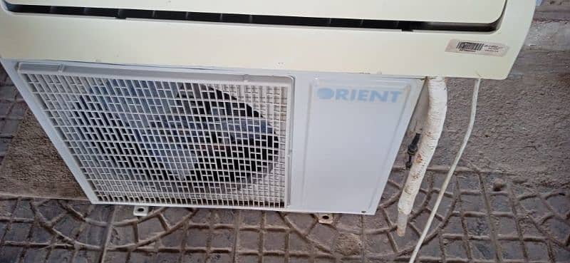 Orient  Ac 1 Tan non inverter 1