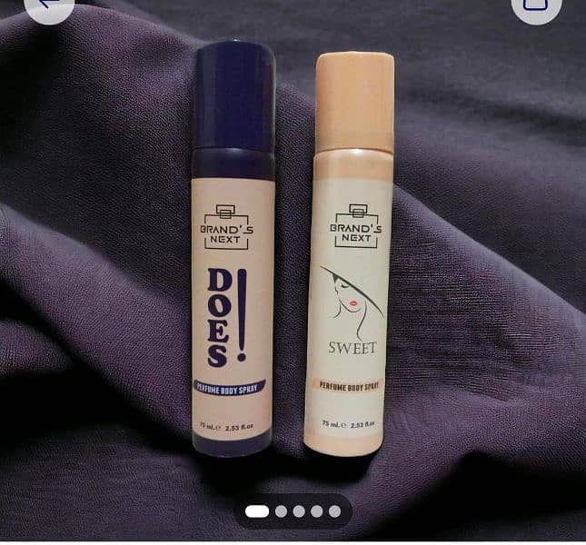 blushes , foundation , sponge ,make up deal 1