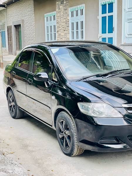 Honda City IDSI 2007 model black colour in very outstanding condition 8