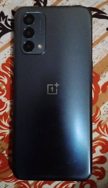 One plus n200 non pta lush condition 4/64 1