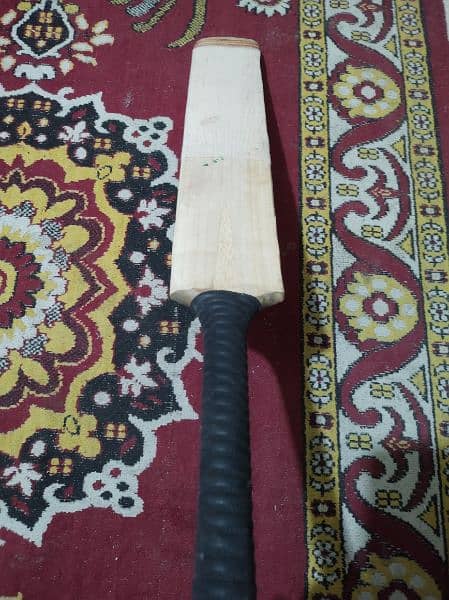 MASURI HALMET AND ENGLISH WILLOW BAT 6