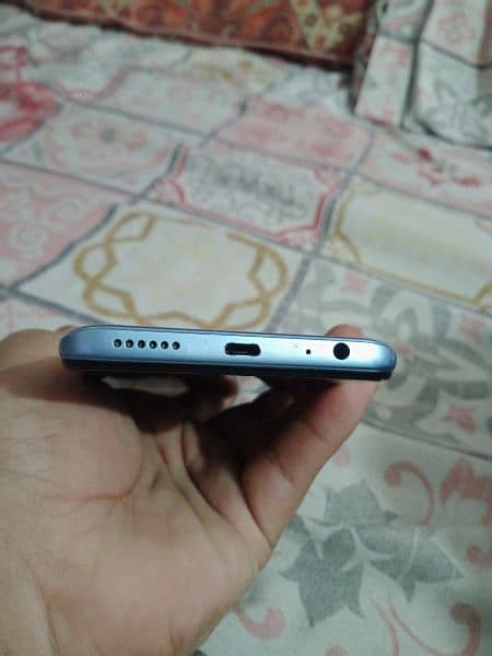 Tecno pop 5 full new condition aik scratch bhi ni ha 1