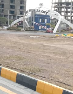 Plot 35x70 at FMC Islamabad