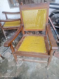 Wood chairs For Sale