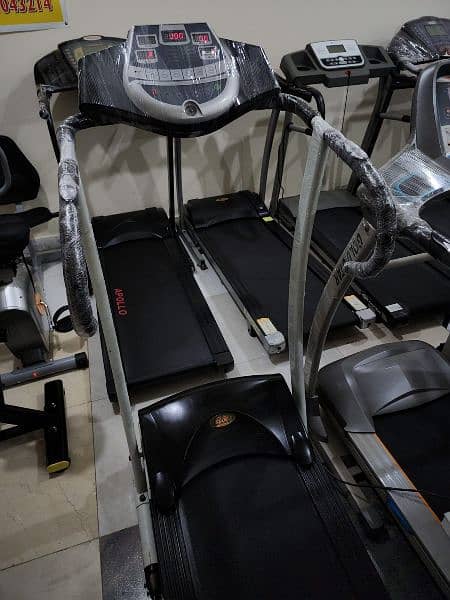 treadmils. (0309 5885468). gym cycles. home gym. ellapticals. spin bike 9