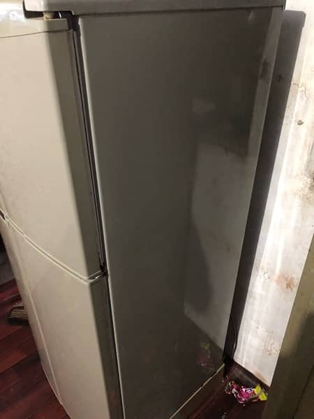 Tiyara refrigerator 11