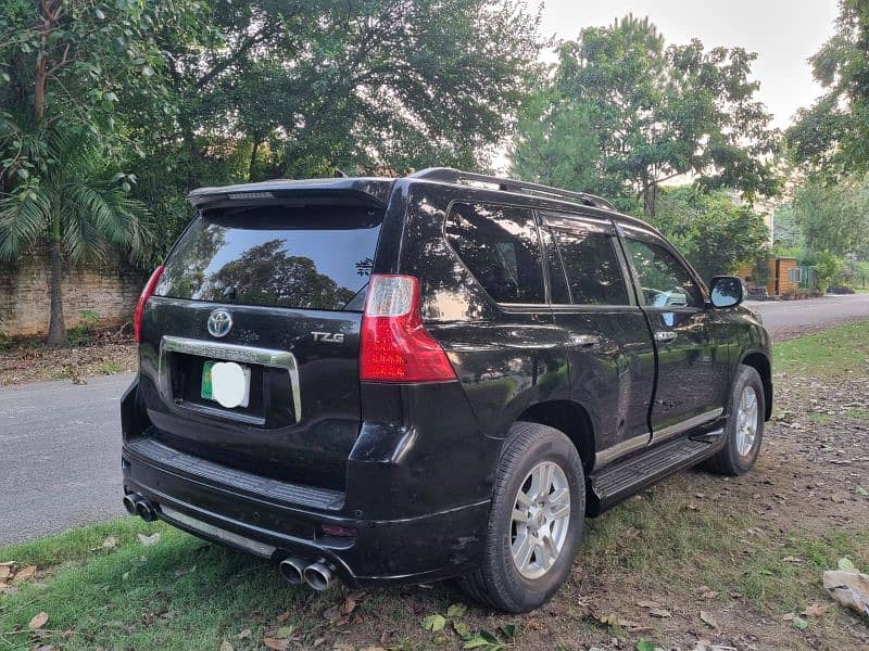 Toyota Prado 2011 3