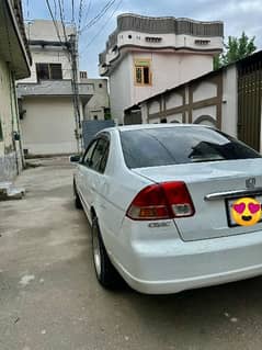 Honda Civic Oriel 2004