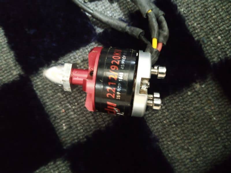 DJI 2212 920kv brushless motor cw ccw 1