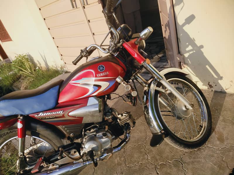 Yamaha junoon 3