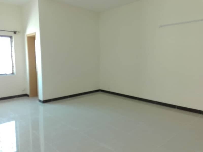 4 Bed House For Sale In Askari 14 8