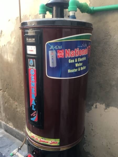 35 litres geyser in good condition 0