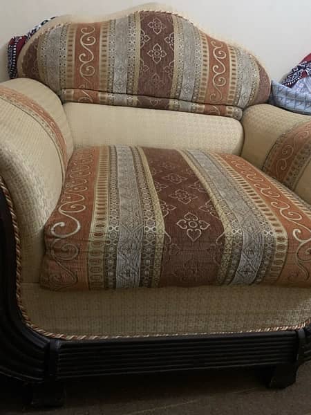 7 seater soofa set good condition at johar 5