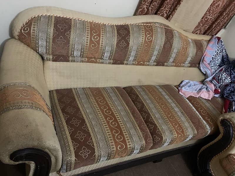 7 seater soofa set good condition at johar 6