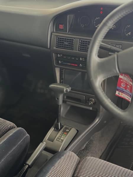 Toyota Corolla XE 1988 9