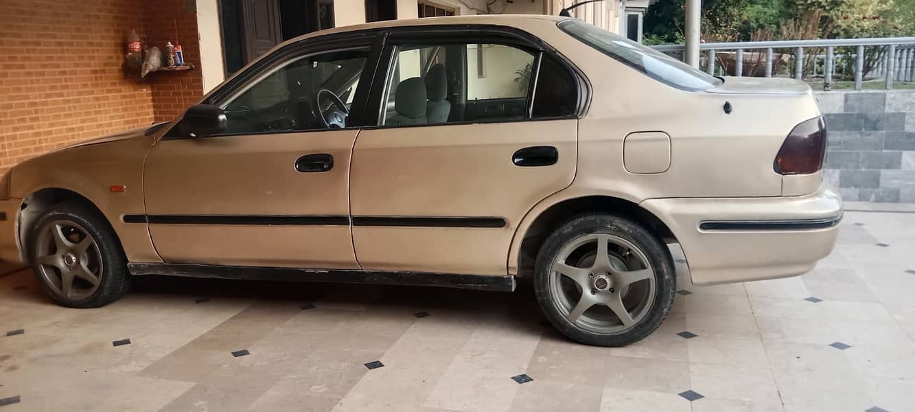 Honda Civic VTi 1996 9