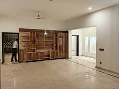 SEPARATE GATE 5 BEDROOM UPPER PORTION FOR RENT IN JOHAR TOWN