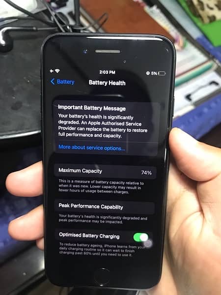 iPhone 7 128 GB battery health 73% bypassed. 4