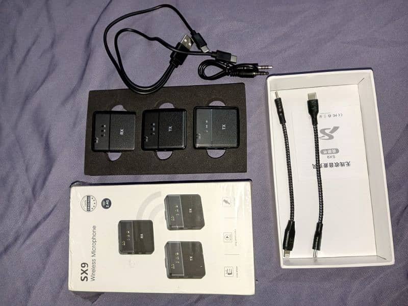 SX9 Dual Mic Professional Wireless Microphone 1