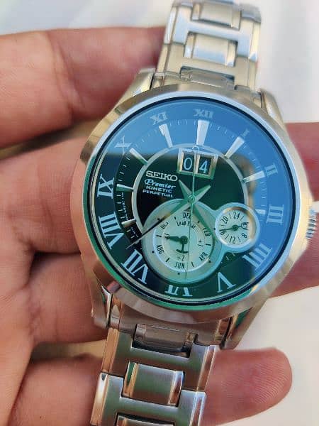 SEIKO PERPETUAL CALENDAR Watch 0