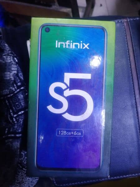 Infinix S5 All okey 6/128 3